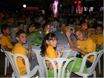 En Puerto Rico existen 237 cooperativas juveniles incorporadas.